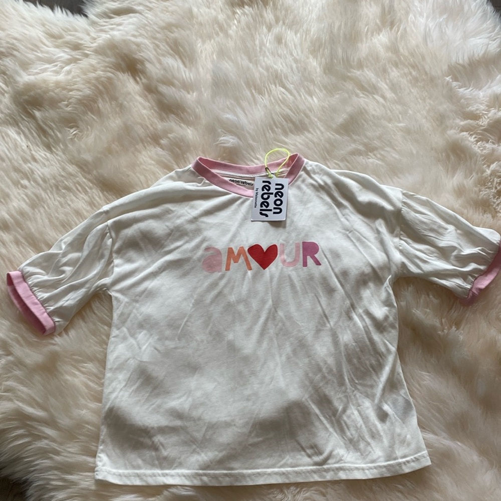 Girls t-shirt